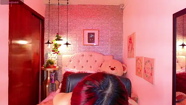 meghan nill online show from 09-19-25, 02:57