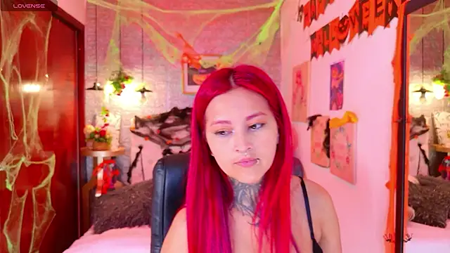 meghan nill online show from 10-21-25, 02:56