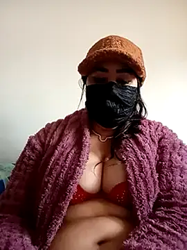 Snapshot of Jawahir-pretty-women chatting on 12-25-24, 11:22 Jawahir-pretty-women online show from 12-25-24, 11:22