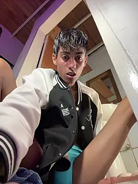 Mauuu18 online show from 11-23-25, 03:28