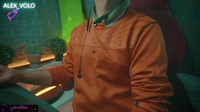 alex-volo online show from 01-17-25, 02:18