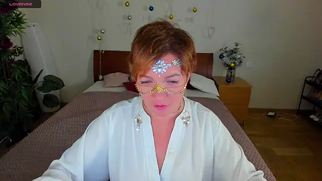 Snapshot of Katherine_Fox chatting on 01-08-25, 03:50 Katherine Fox online show from 01-08-25, 03:50