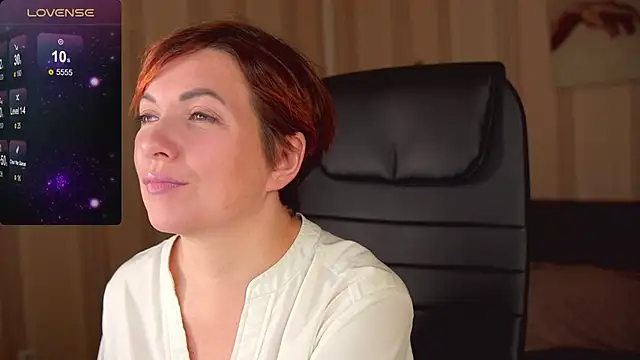 Snapshot of Katherine_Fox chatting on 02-09-25, 06:01 Katherine Fox online show from 02-09-25, 06:01