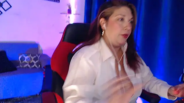 Scarlette thoms online show from 10-11-25, 10:08