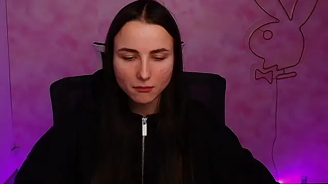 Eva Janee online show from 12-13-24, 07:04