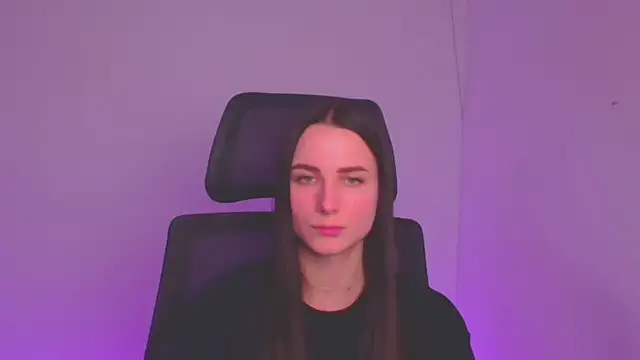 Eva Janee online show from 01-29-25, 03:15