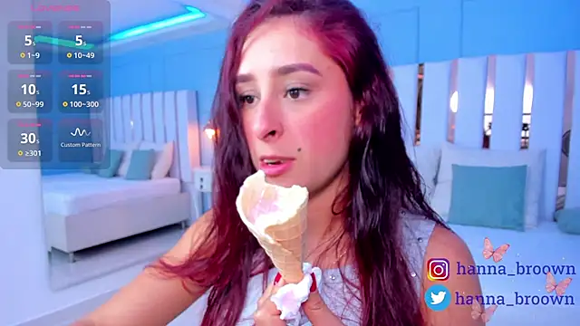 Snapshot of hannaa_brown chatting on 12-23-24, 05:22 hannaa brown online show from 12-23-24, 05:22