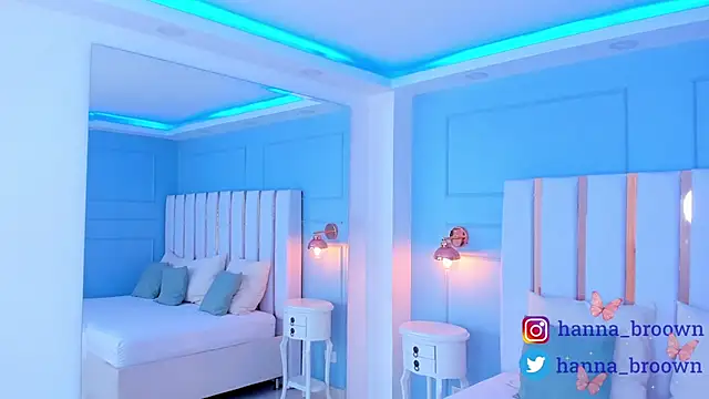 Snapshot of hannaa_brown chatting on 01-08-25, 04:44 hannaa brown online show from 01-08-25, 04:44