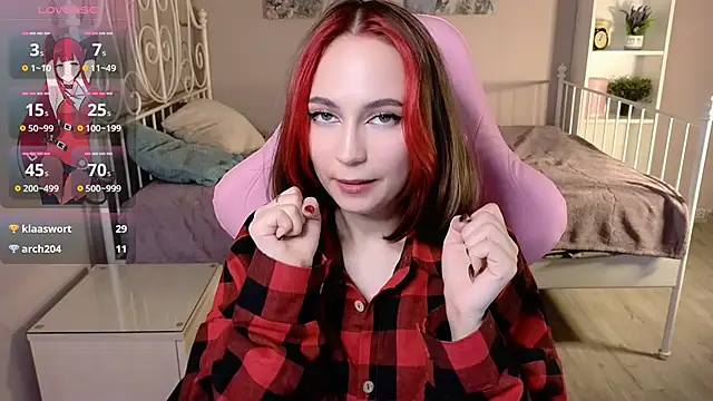 Snapshot of Carolina_Leep chatting on 01-25-25, 06:57 Carolina Leep online show from 01-25-25, 06:57