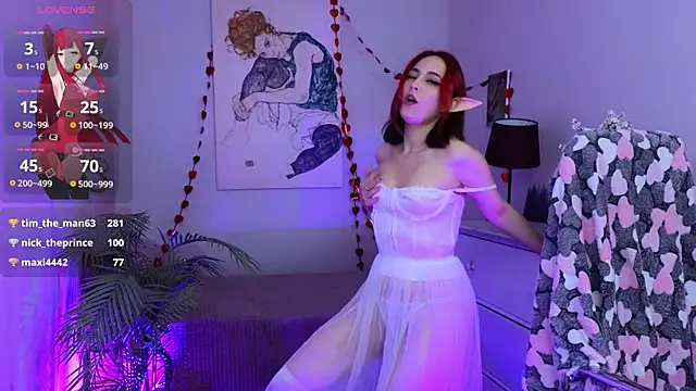 Snapshot of Carolina_Leep chatting on 02-23-25, 05:07 Carolina Leep online show from 02-23-25, 05:07