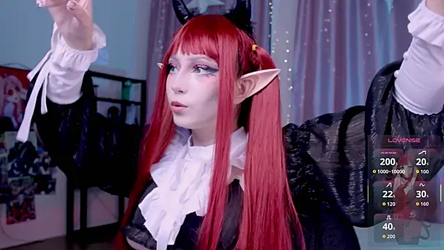 Snapshot of Carolina_Leep chatting on 09-26-25, 04:44 Carolina Leep online show from 09-26-25, 04:44