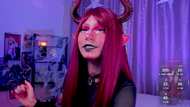 Snapshot of Carolina_Leep chatting on 10-30-25, 12:28 Carolina Leep online show from 10-30-25, 12:28