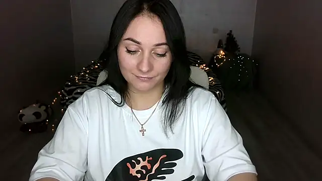 Emelyblum online show from 01-26-25, 05:23