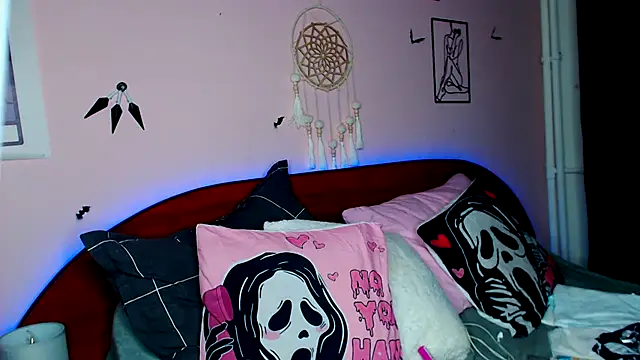 MoonAgnes online show from 01-31-25, 11:24