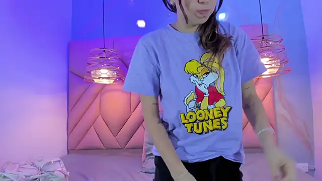 Snapshot of AngelaaCute_ chatting on 03-09-25, 12:31 AngelaaCute online show from 03-09-25, 12:31