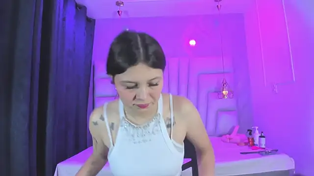 AngelaaCute  online show from 03-31-26, 12:16