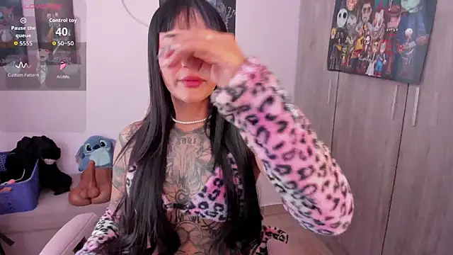 Sweet-bunny1 online show from 06-02-26, 02:52