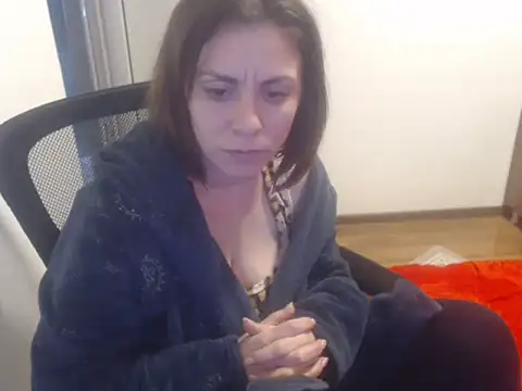 SweetAdela92 online show from 02-09-26, 07:51