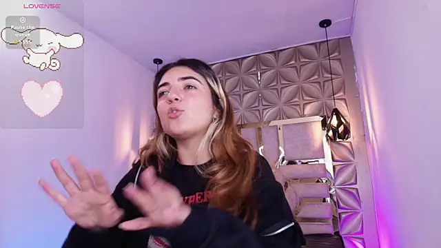 meraki fraise online show from 10-19-25, 08:20