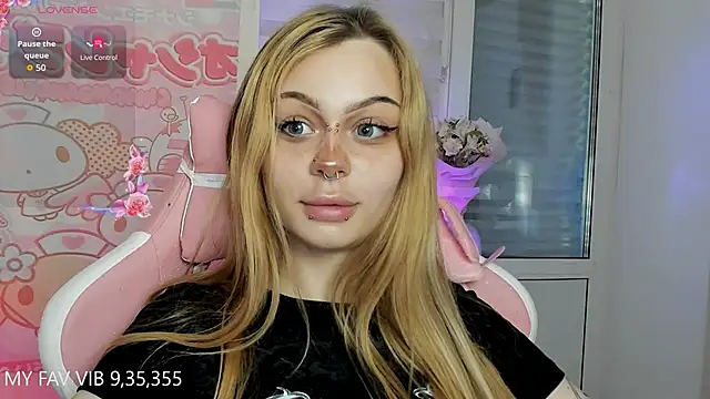 shy melony online show from 04-10-26, 05:06