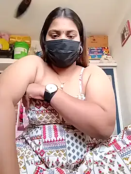 Hotmilfxox online show from 01-07-25, 08:34