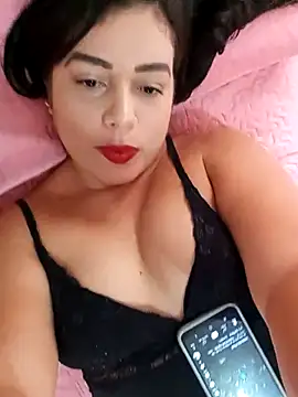 Snapshot of Ceccii chatting on 03-11-25, 06:08 Ceccii online show from 03-11-25, 06:08