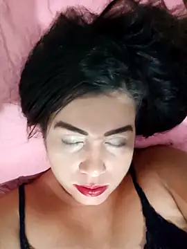 Snapshot of Ceccii chatting on 03-12-25, 11:01 Ceccii online show from 03-12-25, 11:01