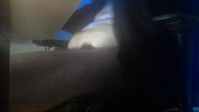 fanfancoquinFR online show from 11-18-25, 06:34