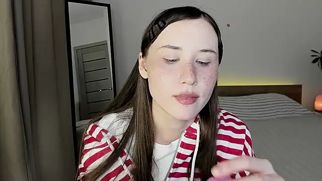Stella Sunny online show from 08-01-26, 07:24