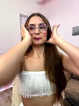 Snapshot of MiaaLoren chatting on 11-11-25, 10:54 MiaaLoren online show from 11-11-25, 10:54