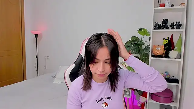 Adriennesexxx online show from 12-06-24, 11:33