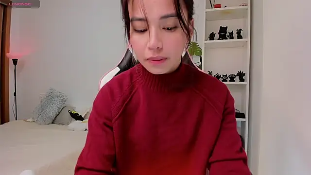 Adriennesexxx online show from 12-13-24, 10:51