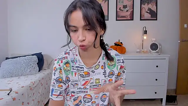 Adriennesexxx online show from 09-30-25, 04:34