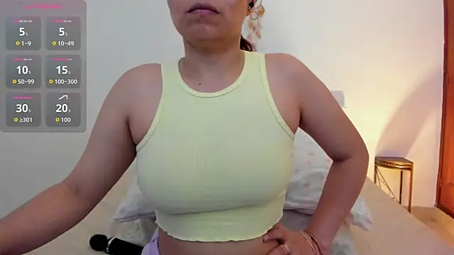 Snapshot of Sofia_Walke1 chatting on 11-14-25, 01:59 Sofia Walke1 online show from 11-14-25, 01:59