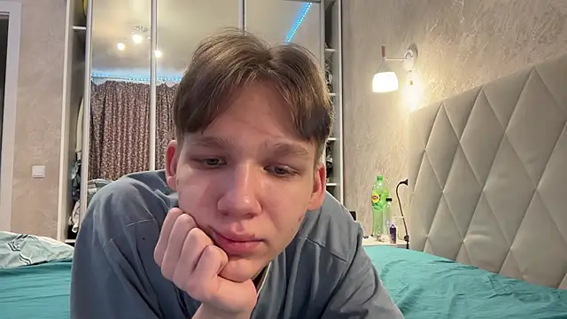 gay boyss online show from 01-22-25, 11:34