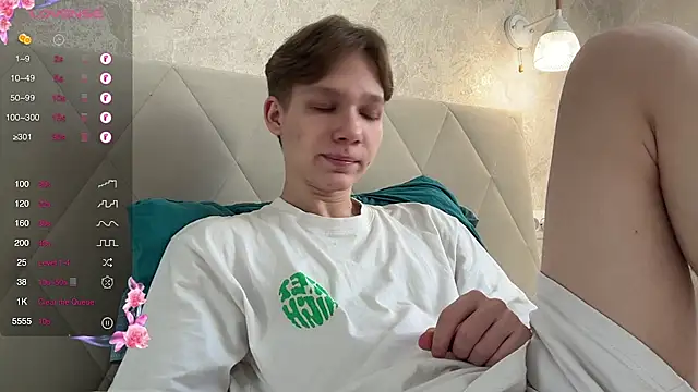 gay boyss online show from 02-07-25, 10:08