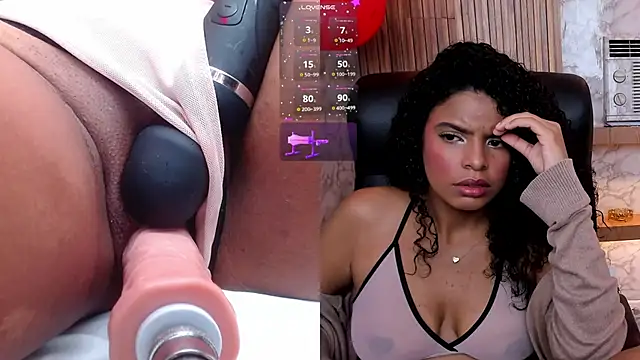 Snapshot of KaruiGames chatting on 02-15-25, 01:38 KaruiGames online show from 02-15-25, 01:38