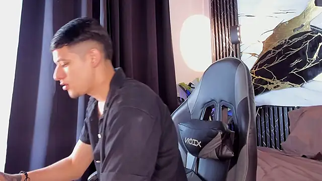 kyle smithxx online show from 12-13-25, 10:26