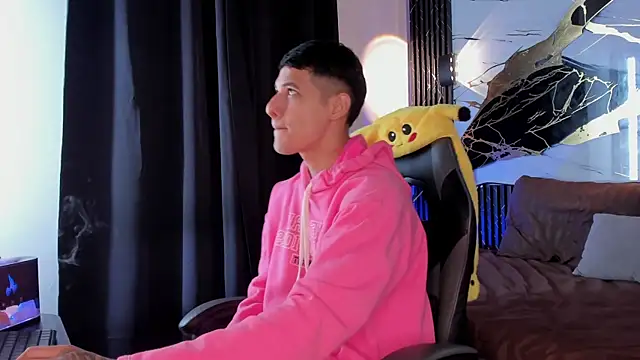 kyle smithxx online show from 12-15-25, 05:01