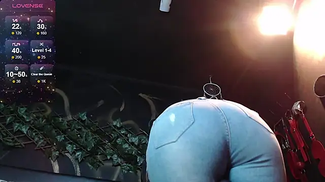 Snapshot of dakota_guirl chatting on 12-28-24, 06:06 dakota guirl online show from 12-28-24, 06:06