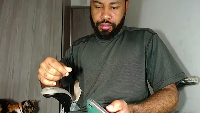 KaelMoreau online show from 03-11-25, 09:45