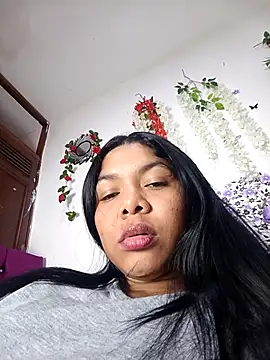 DIORA Latina online show from 09-11-25, 05:51