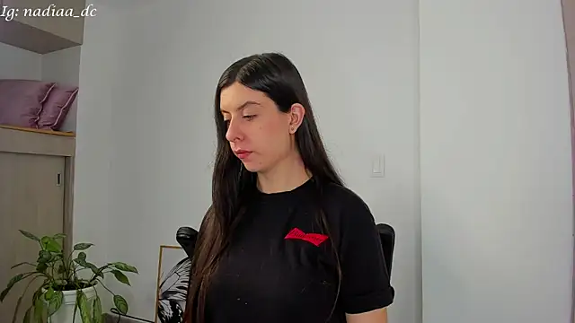 Nadiaa  online show from 02-13-25, 02:56