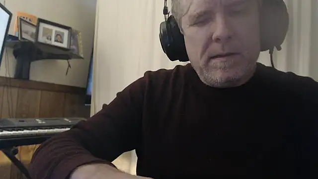 BrisonChase online show from 03-07-25, 02:36