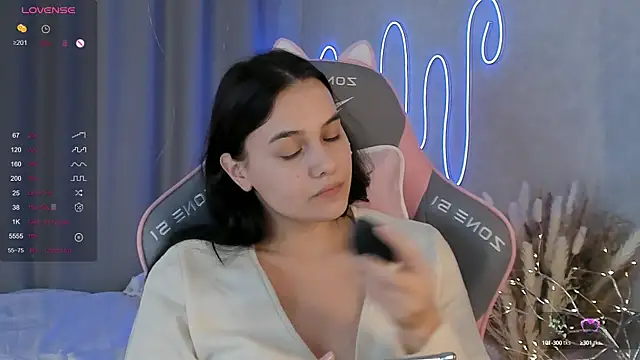 Snapshot of _Sweetie_ chatting on 03-02-25, 07:34  Sweetie  online show from 03-02-25, 07:34