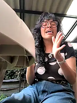 Snapshot of Fun_Everywhere chatting on 03-07-25, 04:44 Fun Everywhere online show from 03-07-25, 04:44