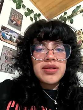 Snapshot of Fun_Everywhere chatting on 11-05-25, 08:53 Fun Everywhere online show from 11-05-25, 08:53