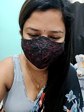 Snapshot of payal_sharma1 chatting on 03-14-25, 03:15 payal sharma1 online show from 03-14-25, 03:15