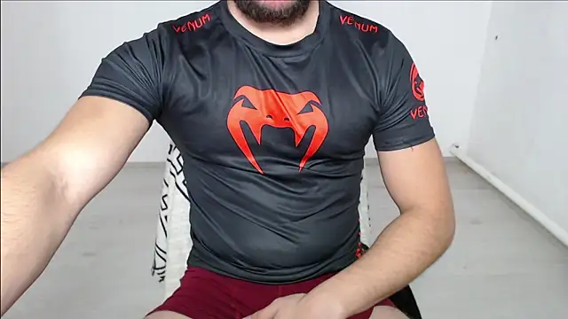 Snapshot of defuego_ chatting on 12-31-24, 05:44 defuego online show from 12-31-24, 05:44