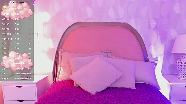Snapshot of angeline_teen chatting on 05-27-26, 12:13 angeline teen online show from 05-27-26, 12:13